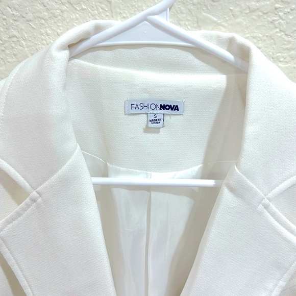 Elegant and sexy romper - Picture 5 of 8